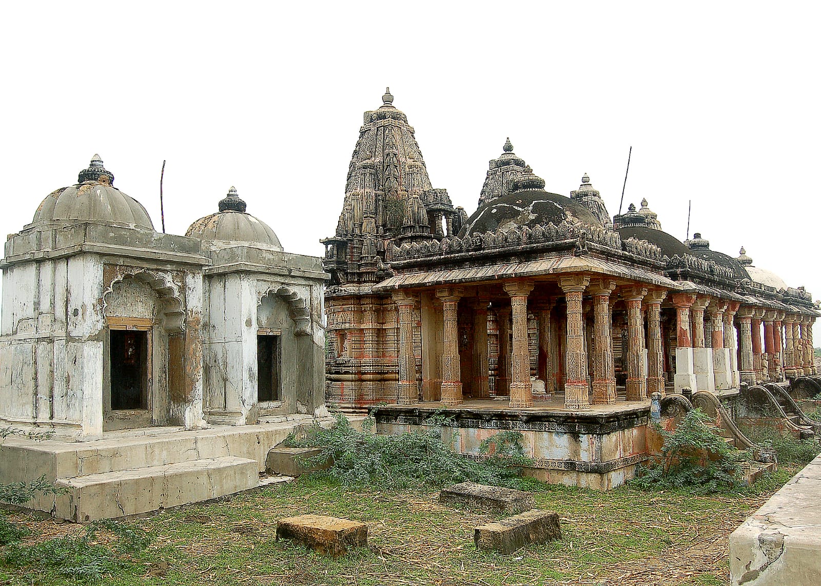 Forget the glorious historical heritage of Jhalawar, read the story of the fort of Lakhtar from the fort of Zinjuwada