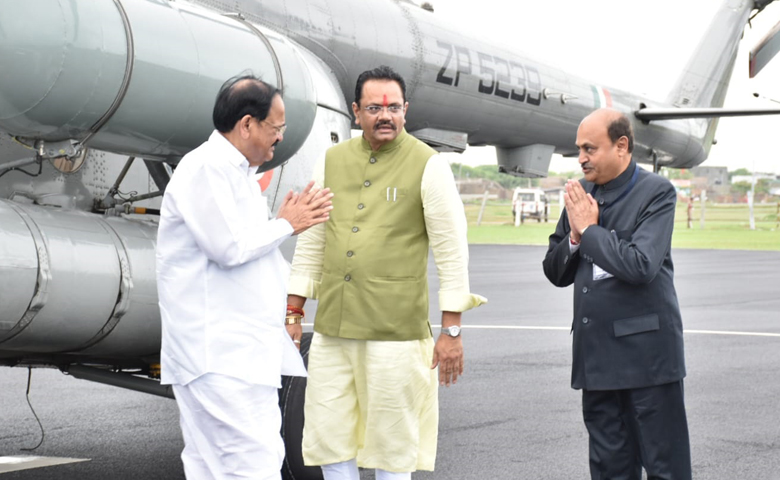 દ્વારકા ખાતે ઉપરાષ્ટ્રપતિનું સ્વાગત