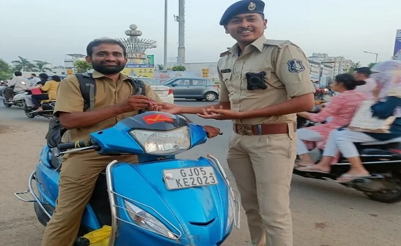 SURAT-HUM DEKHENEGE NEWS