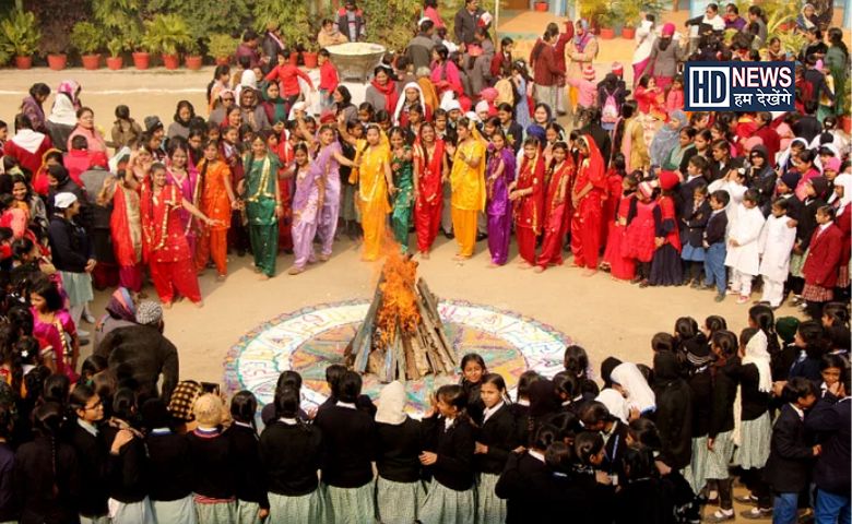 લોહરીના દિવસે કેમ પ્રગટાવાય છે અગ્નિઃ જાણો તેનું ધાર્મિક અને સામાજિક મહત્ત્વ hum dekhenge news