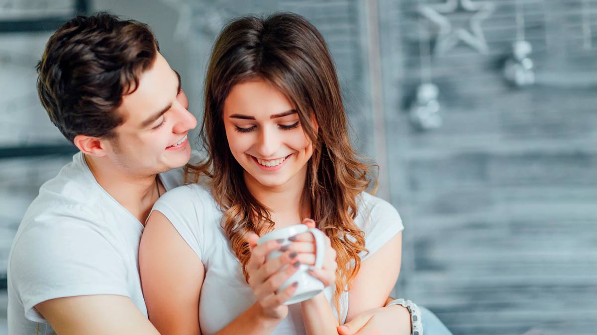Relationship: કપલ માટે 5-5-5નો નિયમ શું છે? પતિ-પત્નીના સંબંધને આ રીતે બનાવો મજબૂત Hum dekhenge news