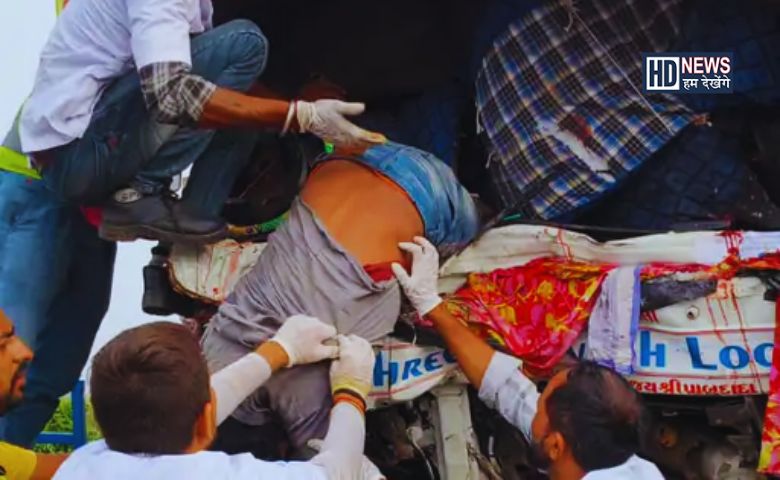 બે ટ્રક વચ્ચે અકસ્માત-HDNEWS