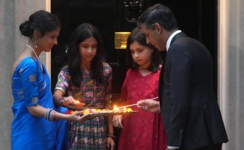 UK PM Rishi Sunak with family
