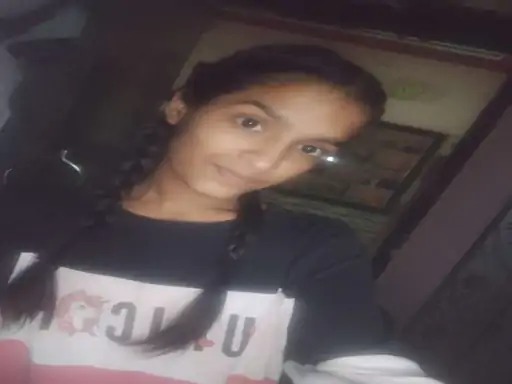 વિદ્યાર્થિની નિહારિકા 