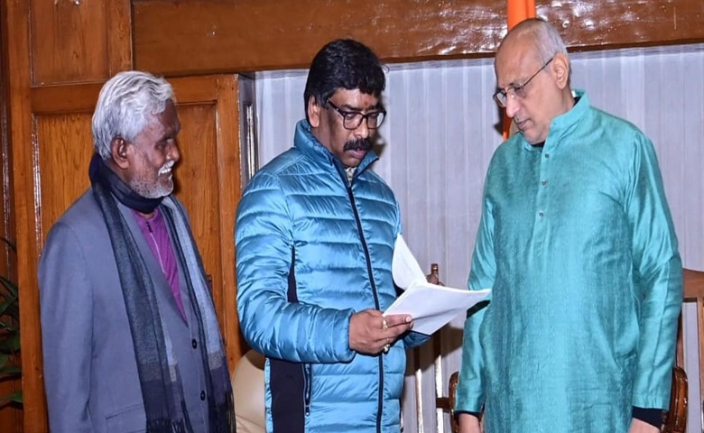 Jharkhand CM Hemant soren resigns