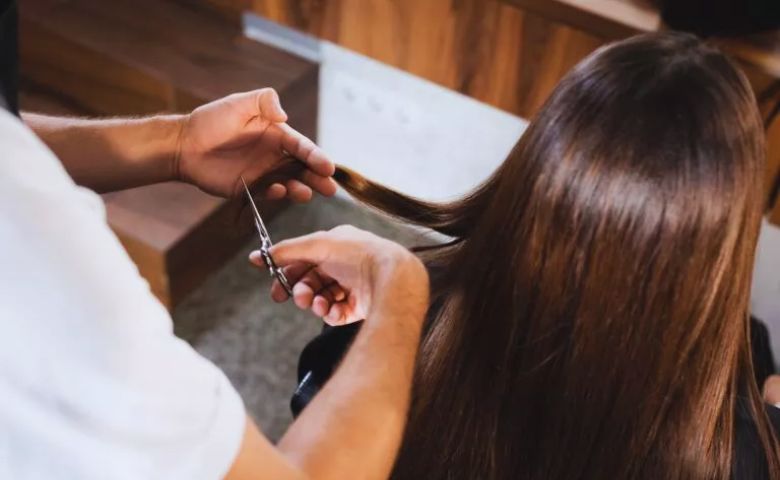 women hair salon