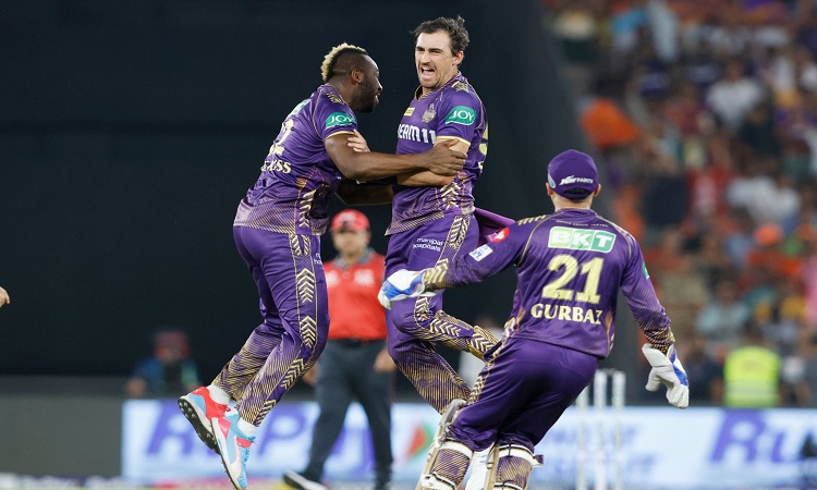 KKR Qualifies - Hum Dekhenge