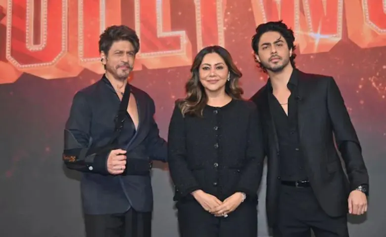 Ba***ds of Bollywood જોઈને શાહરૂખના નજીકના મિત્રને થયું દુઃખ, કહ્યું અમે તેને ભાઈની જેમ રાખ્યો હતો! hum dekhenge news