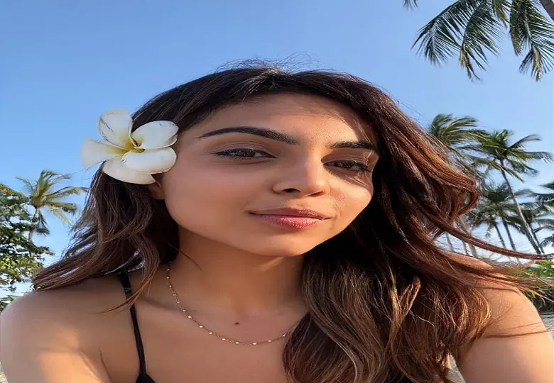 Who is Priyanka Gandhi daughter-in-law Aviva Baig?