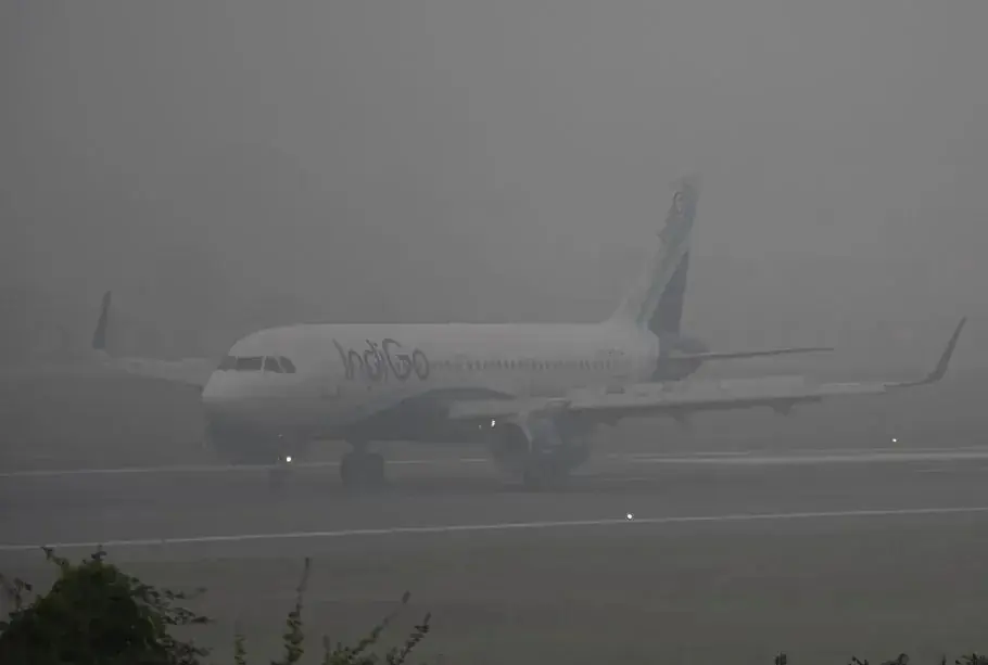 Double attack of smog and pollution in Delhi