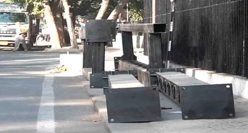 Corporation decision to put up barrier fails