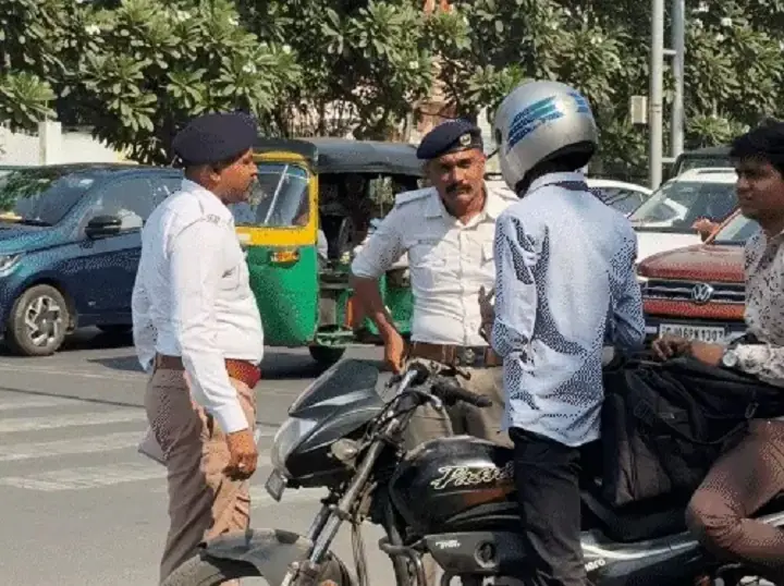 Action taken against unnecessary horn honking in Surat