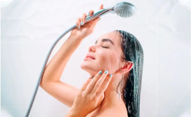 Winter Bathing Tips:સાવધાન, સખત ઠંડીમાં નહાતી વખતે ન કરશો આ ભૂલો Hum dekhenge news