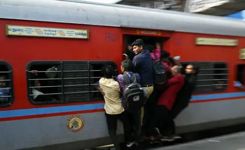 Railway New Rules: 1 માર્ચથી બદલાઈ જશે ટ્રેનની મુસાફરી, જાણો પાંચ મોટા ફેરફાર hum dekhenge news