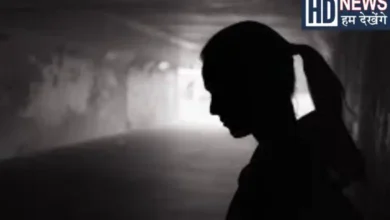 13-year-old girl jumps from rooftop, dies during treatment, incident captured on CCTV, hum dekhenge news