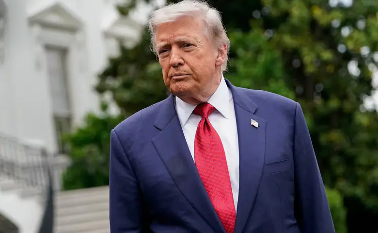 donald trump trading controversy