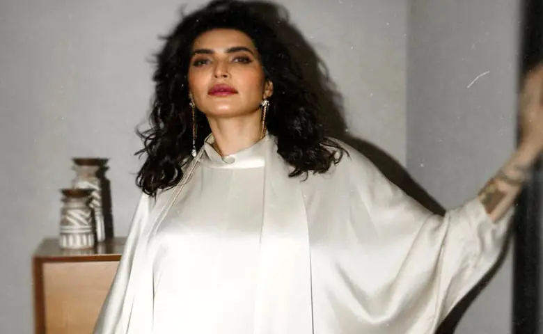 This famous actress will become a mother at the age of 42, appeared in a glam look at the baby shower,hum dekhenge news