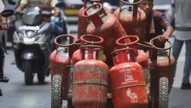 What kind of formula is this? A small 5 kg cylinder costs Rs.831, while a 14 kg LPG cylinder costs Rs.931?, hum dekhenge news