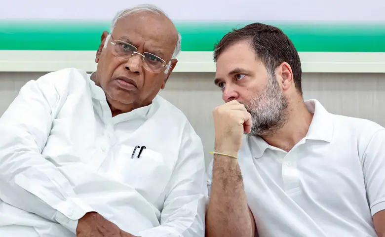 Fierce Battle for Chief Minister's Post Continues in Kerala