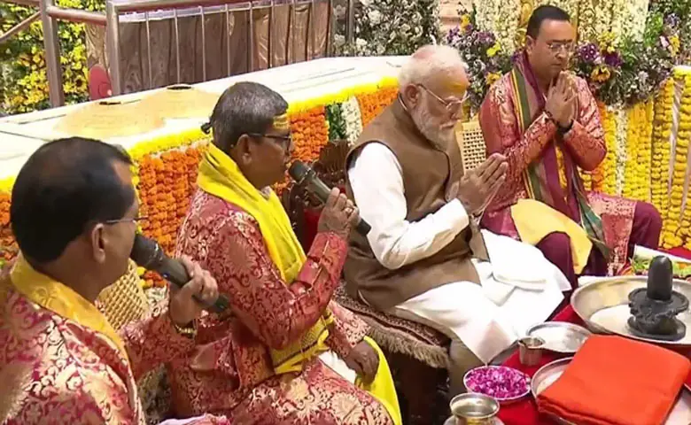 Somnath Amrit Mahotsav: PM Modi performed Kumbhabhishek with the holy water of 11 pilgrimages, hum dekhenge news