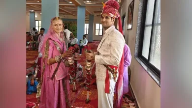 Foreign bride wears ghagra-choli: American girl becomes daughter-in-law of farmer's family, gets married according to Hindu rituals, hum dekhenge news