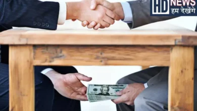 Corruption: Class-1 officer of the Electrical Inspectorate office in Gandhinagar caught taking bribe, uproar on receiving Rs 5 lakh in cash, hum dekhenge news