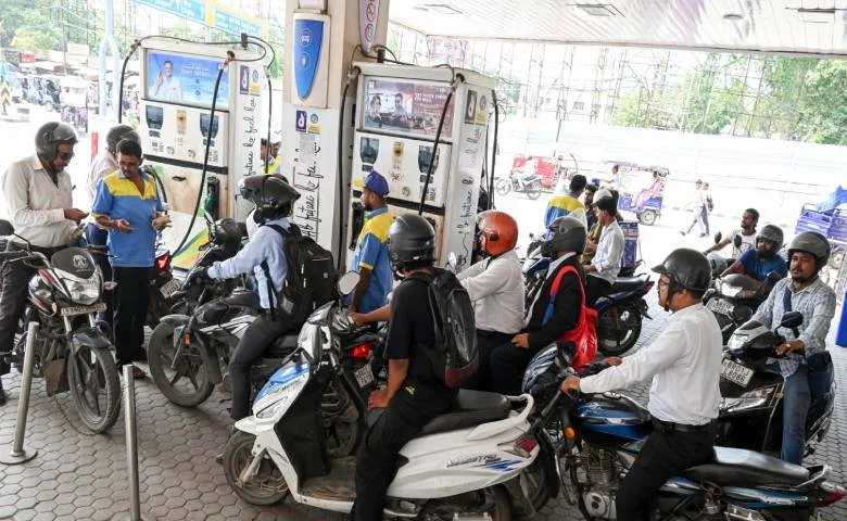 Crude oil has become cheaper: Petrol-diesel prices will not decrease, know the oil company's plan, hum dekhenge news