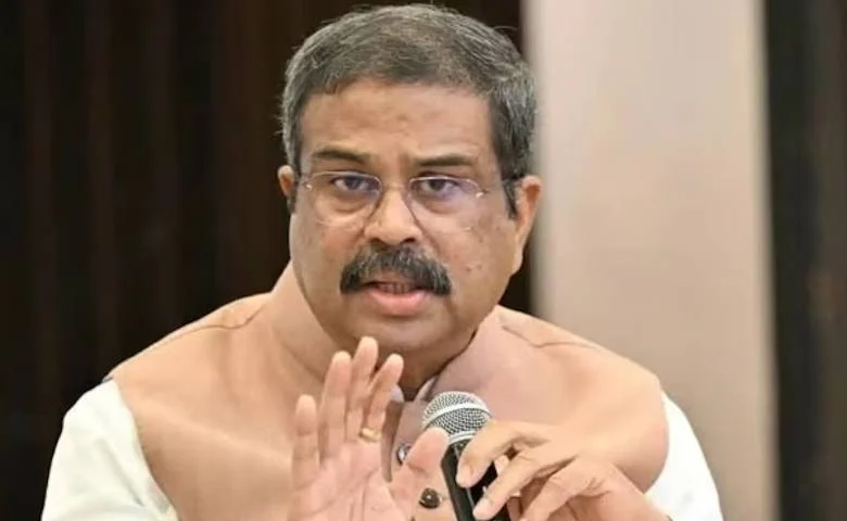 Dharmendra Pradhan will not resign! Stepping down is not a solution: Government, hum dekhenge news