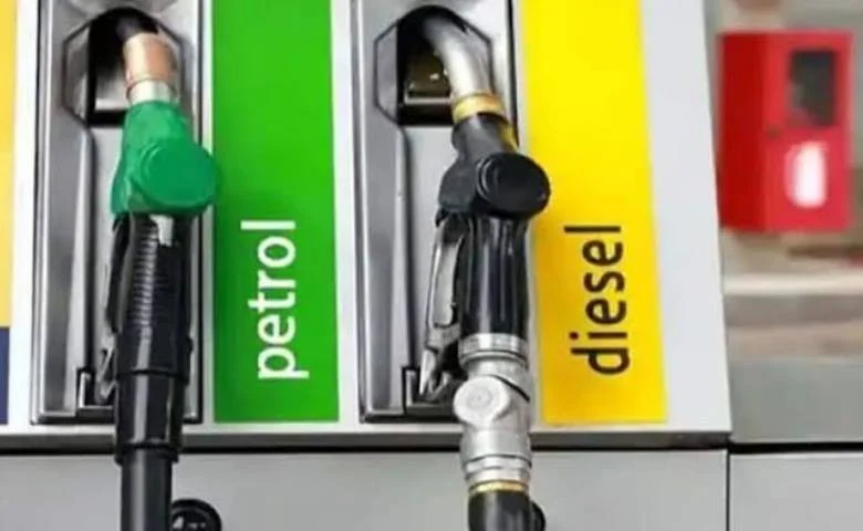Crude oil crosses $100: Check petrol and diesel prices in major cities, including Delhi and Mumbai, hum dekhenge news