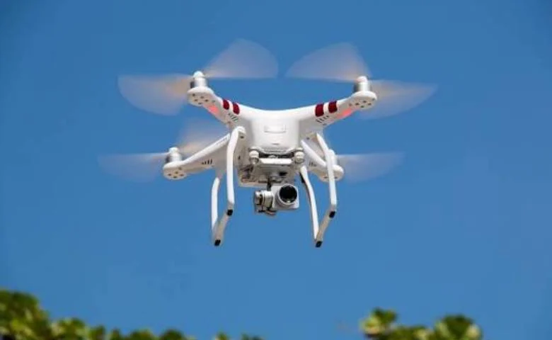 J&K: Suspicious Pakistani drones spotted at the border in Samba and Kathua; BSF launches search operation, hum dekhenge news