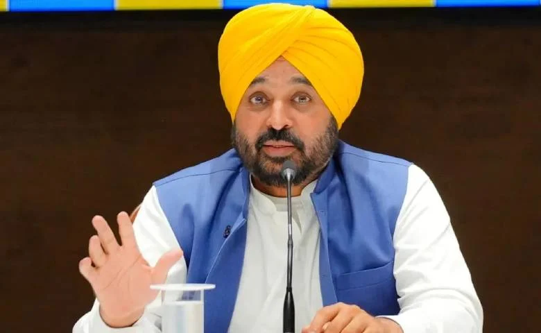 Punjab CM Bhagwant Mann makes a major statement regarding the paper leak: The fraudsters were caught beforehand, hum dekhenge news
