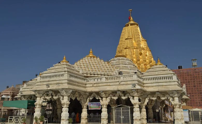 માતાજીના દર્શનનો સમય બદલાયોઃ અષાઢ સુદ બીજથી અંબાજી મંદિરનું નવું ટાઈમટેબલ hum dekhenge news