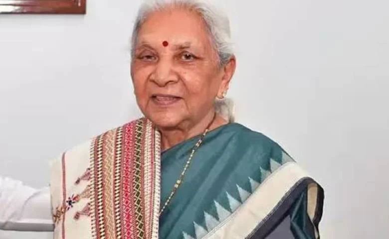Anandiben Patel furious over the administration of Gorakhpur University; raises serious questions about the system, hum dekhenge news
