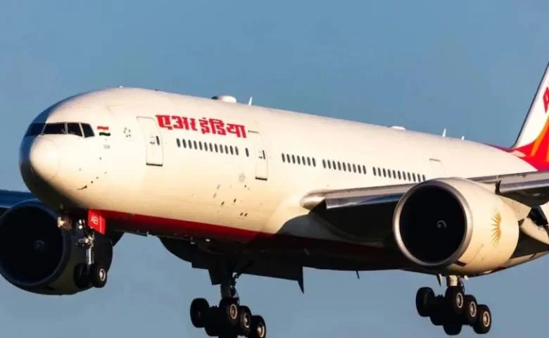 Major revelation regarding the Phuket-Delhi flight turbulence: there was no control over the plane for 4 seconds, hum dekhenge news