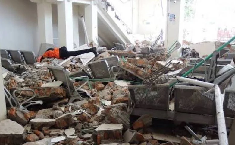 Devastation caused by earthquake in Indonesia: Several buildings collapsed, 38 people dead, rescue operations underway, hum dekhenge news