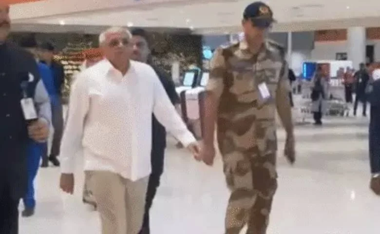 CM Bhupendra Patel visits the US after 25 years; will invite industrialists and investors to the Vibrant Summit, hum dekhenge news