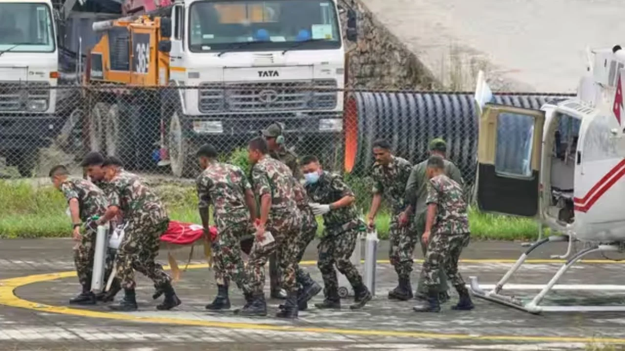 Nepal floods: India increases assistance, 166 Indians safe; 275 still missing