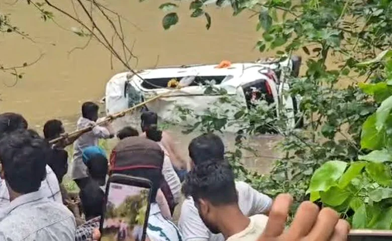 Agar Malwa Car Accident
