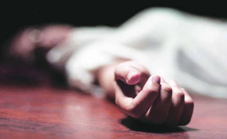 Sanand Girl Suicide Case