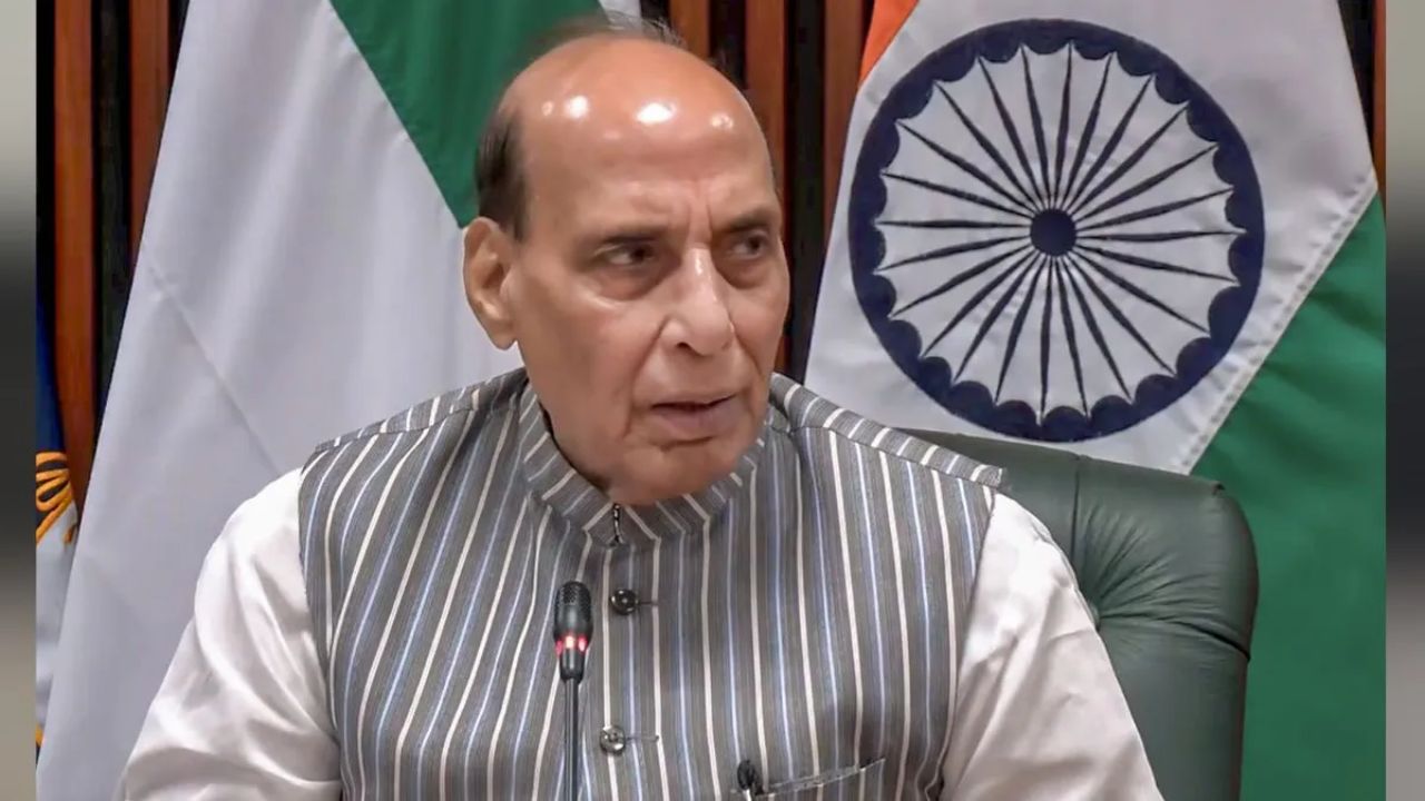 Rajnath Singh's warning to Congress: 'Do not cross personal boundaries'