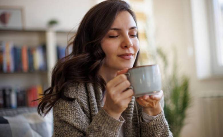Drinking Tea An Empty Stomach