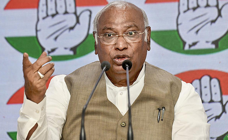 Mallikarjun Kharge Accuses Modi Government Corporate Monopoly
