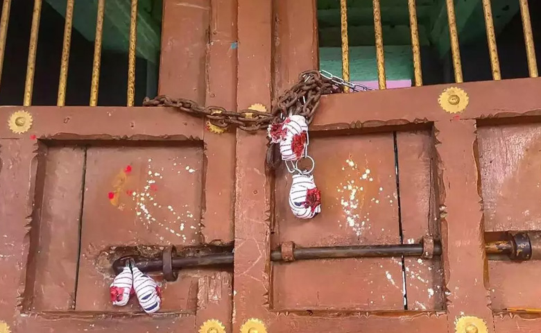 Pakistan Hindu Temple Sealed