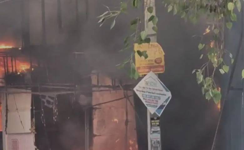 Noida sector 125 cafe fire