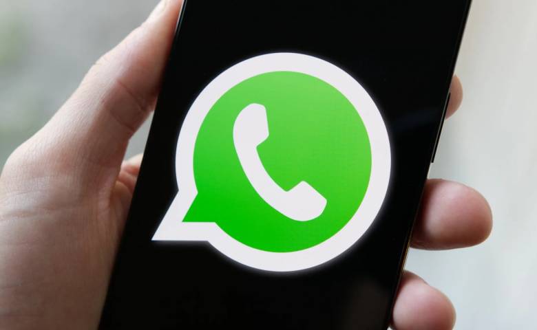 WhatsApp on the phone or a fake clone